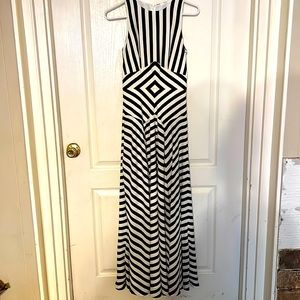 Black and white J. Crew geometric print maxi dress 00 NWT